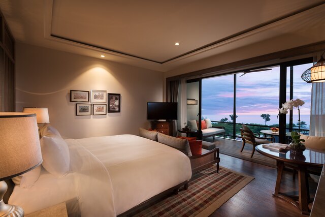 Anantara Desaru Coast Resort & Villas_Guest room - Deluxe Sea View.jpg