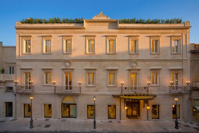 Tivoli Palazzo 1880 Lecce Hotel_Facade.jpg