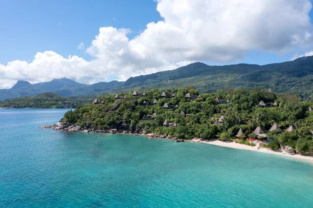 Anantara_Maia_Seychelles_Villas_Exterior_View_Resort_Ocean