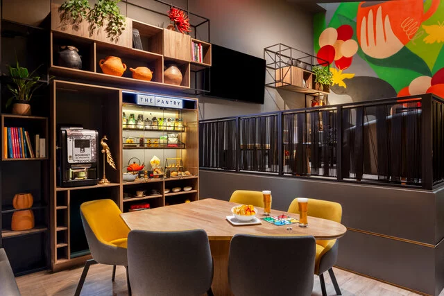 Avani_Royal_Zona_T_Bogota_Pantry_Open_Layout_Coffee_Station