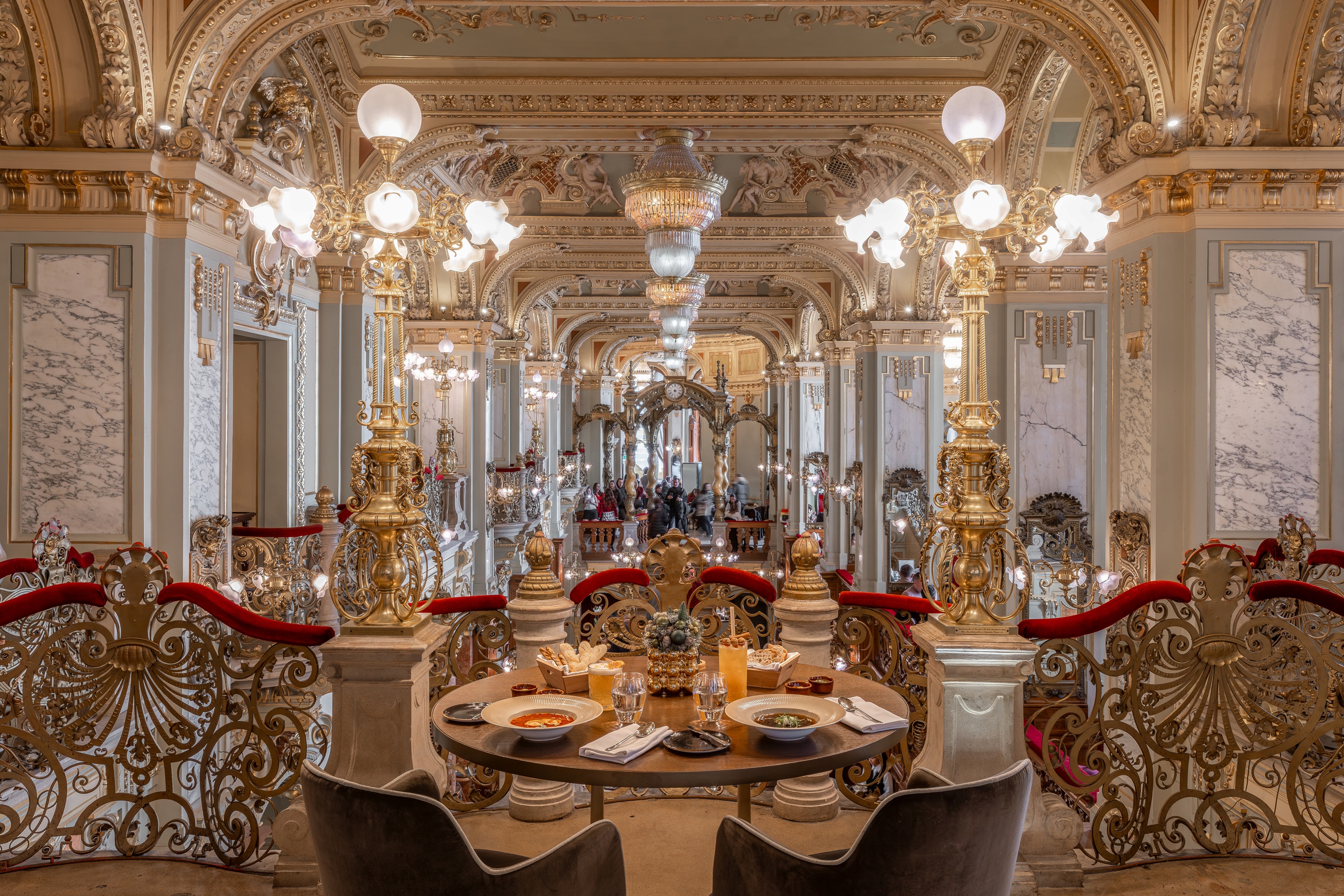 Anantara Budapes New York Caffé.jpg