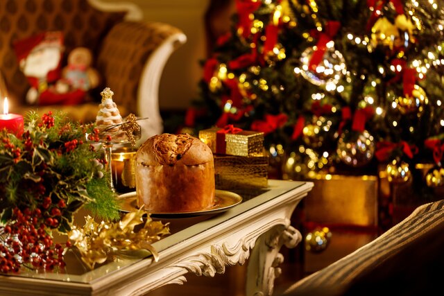 Anantara_Palazzo_Naiadi_Rome_Hotel_Christmas_Decoration.jpg