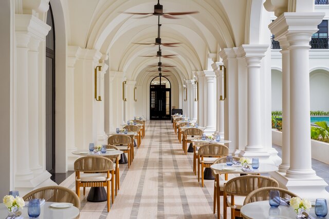 Avani+_Lanexang_Vientiane_Hotel_Restaurant_Mekong_Mosaic_Outside_Dining_Day.jpg