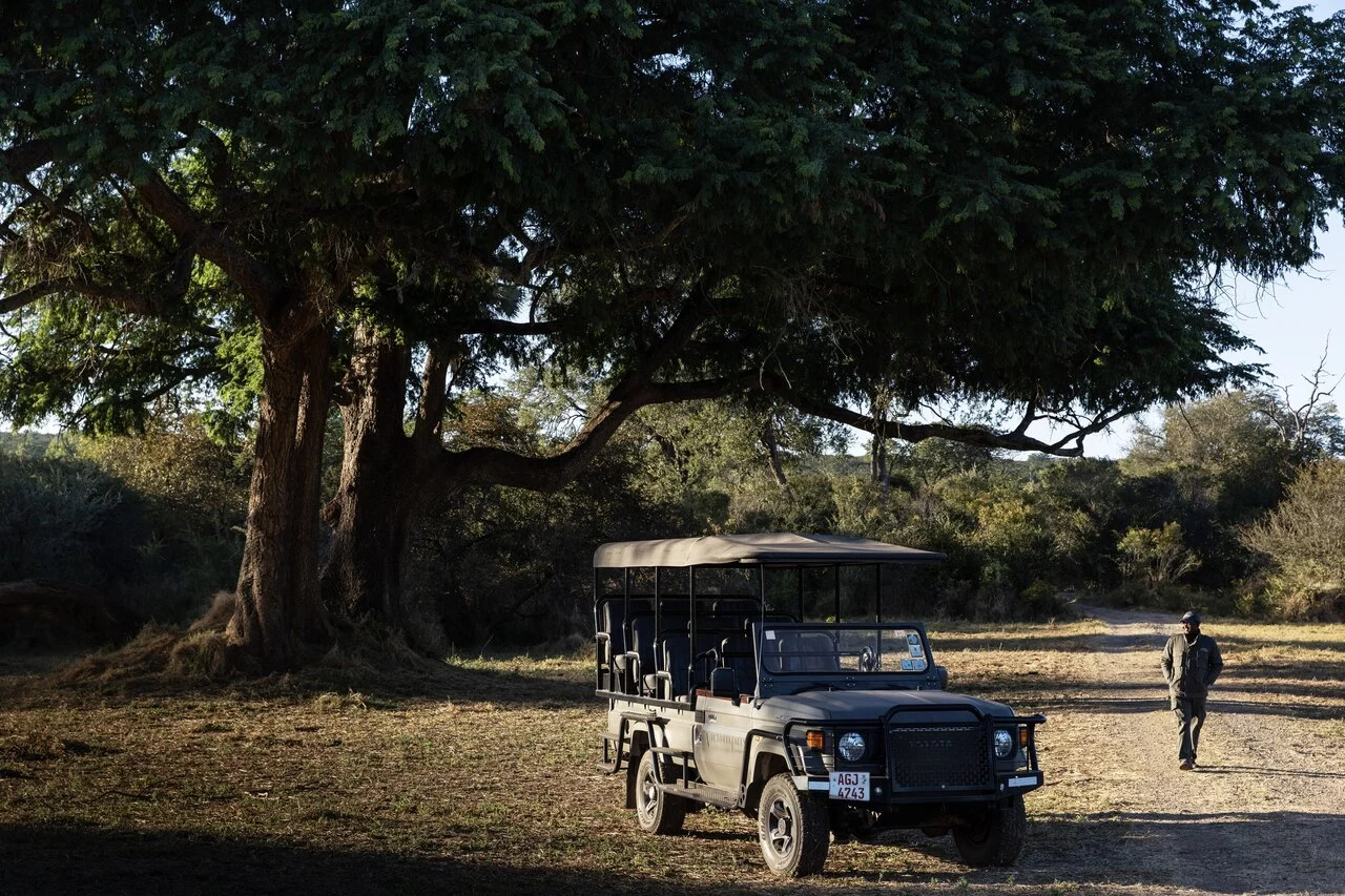 Anantara Stanley & Livingstone Victoria Falls Hotel_Bush Drive.jpg
