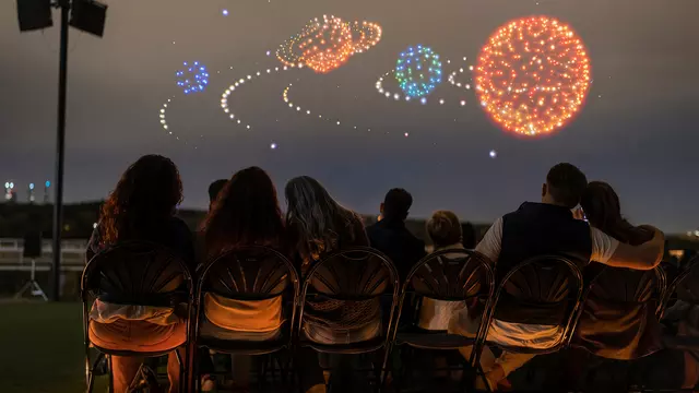 DroneArt Show: Space Chase