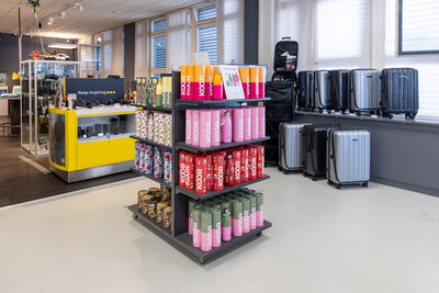 Mägenwil U1 - Abholschalter Showroom (4)