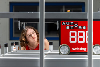 Willisau Brack.Alltron Mitarbeiter Autostore (4)