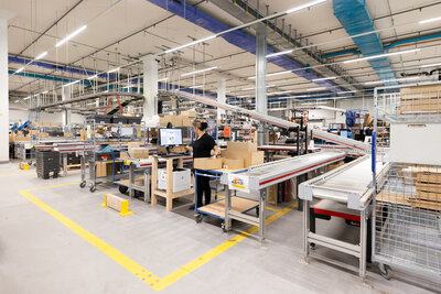 Willisau Brack.Alltron Mitarbeiter Rüsten (6)