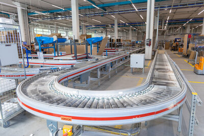 Willisau Logistikzentrum Brack.Alltron Förderband (3)