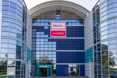 Willisau Logistikzentrum Brack.Alltron Haupteingang 09