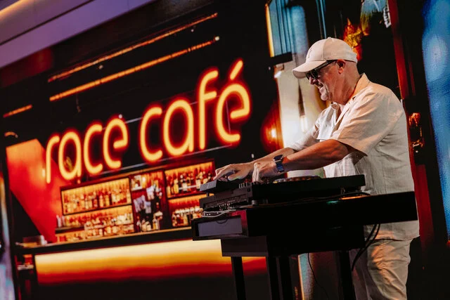 NATHANREINDS-ZiggoSport-RaceCafe-LR-20260626-8