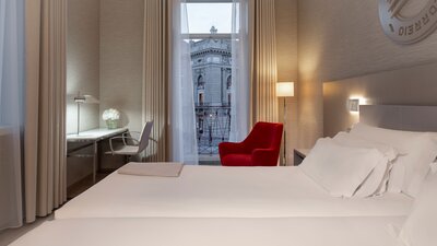 NH Collection Porto Batalha - Superior room 2