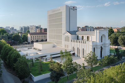 NH_Collection_Milano_CityLife_Facade_day_trees
