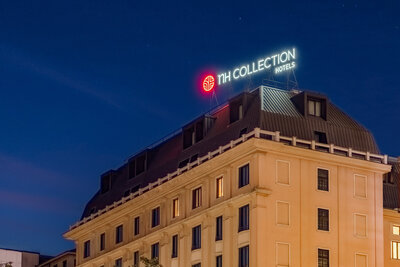 NH_Collection_Milano_Touring_Facade_night_top_from_right