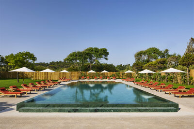 Tivoli_Estela_Golf_Lodges_Outdoor_Pool.jpg