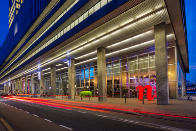 nhow_Rotterdam_Facade_exterior_dawn-7894x5265