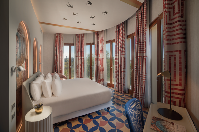 nhow Roma_Suite_Bedroom.png