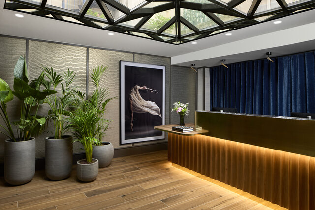 NH Paris Opéra Faubourg - Lobby and reception.jpg