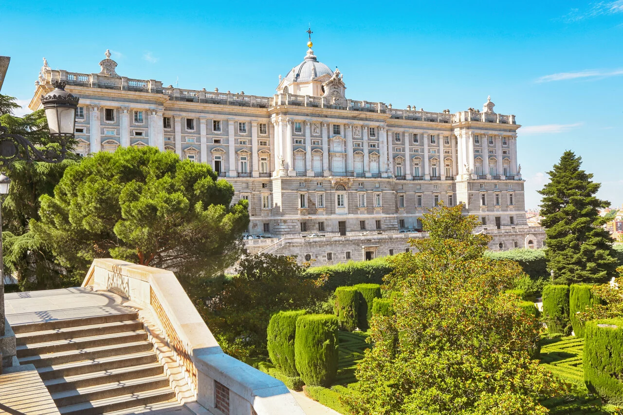 4. Royal Palace of Madrid (Spain).jpg