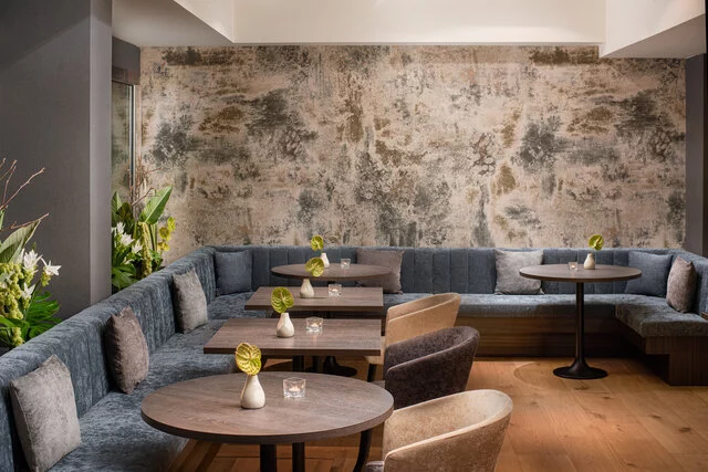 NH_Collection_Giustiniano_Bar_Close_Up_Shoot_Sofa_Tables_Chairs_Candles_Plants_Mirror_Horizontal_Shoot_Pillows
