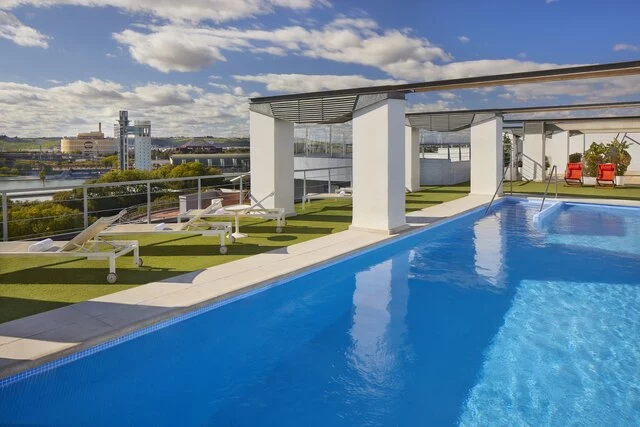 NH Sevilla Plaza de Armas - Hotel facilities - Pool