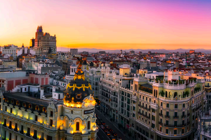 The Boston Globe: How to enjoy Madrid like a local during the deep sizzle of summer