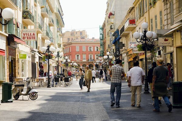 The best neighborhoods to visit in Nice