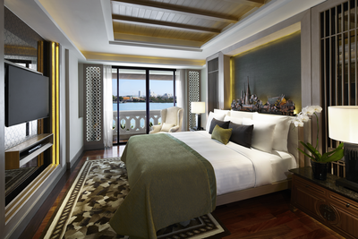 Anantara_Riverside_Bangkok_Resort_Guest_Room_Two_Bedroom_Chao_Phraya_River_View_Suite_Master_Bedroom (1)