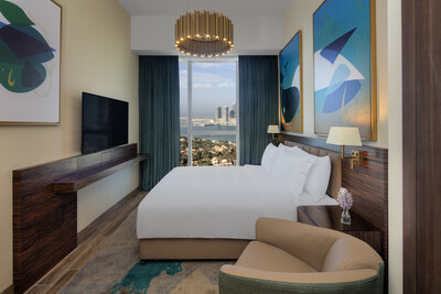 Avani_Palm_View_Dubai_Hotel_and_Suites_Two_Bedroom_Apartment_Master_Bedroom