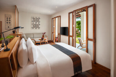 Avani_Plus_Luang_Prabang_Hotel_Guest_Room_Avani_Deluxe_Room_Interior_View-6016x4016