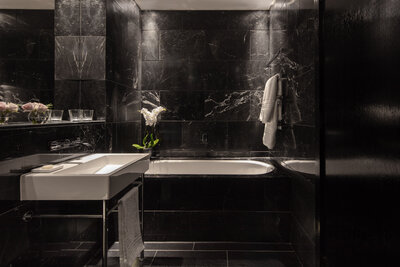 Ananatara_Dublin_Junior_Corner_Suite_With_View_220_Bathroom_0153-Edit-Edit