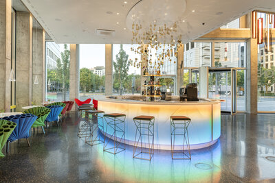 nhow_Frankfurt_Bar_interior_empty_armchairs_tables_01-8256x5504