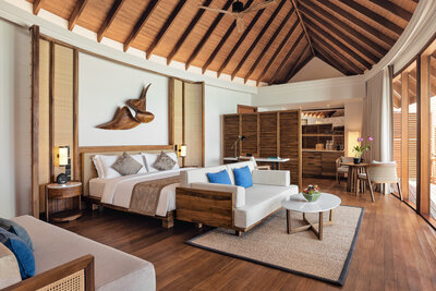 Anantara_Dhigu_Maldives_Resort_Guest_Room_Over_Water_Suite_Bedroom_1