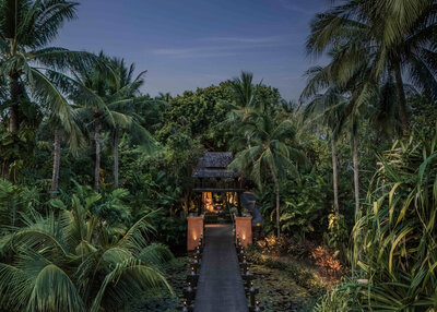 Anantara_Bophut_Koh_Samui_Resort_Entrance_Drone_1 (1)