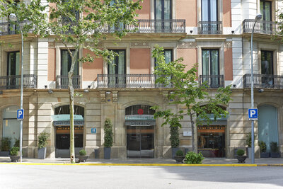 F_NH_collection_barcelona_podium_299-6048x4032
