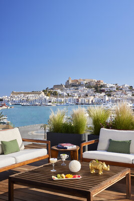 NHCollection_Ibiza_Room_Penthouse_402_1264_V2