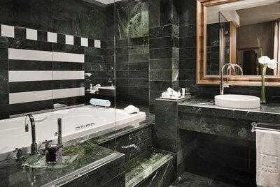 bathroom_NH_collection_paseo_del_prado_093-7337x4912