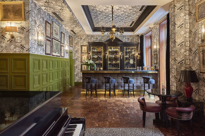 NH_Collection_Valencia_Colon_Bar_Piano_Kamikaze_Counter