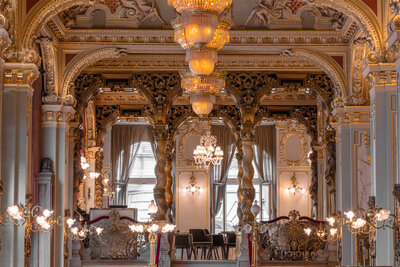 Anantara_New_York_Palace_Budapest_Hotel_Restaurant_Deep_Water_Details_White_Salon-7954x5303