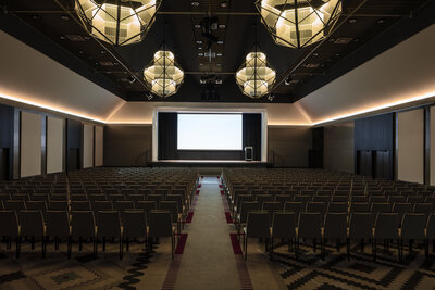 Anantara_Grand_Hotel_Krasnapolsky_Amsterdam_Meeting_Room_Grand_Ballroom_Theatre_Style_Hero