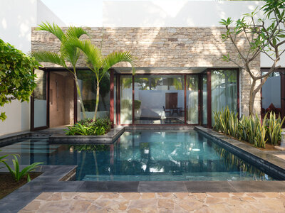 Al_Baleed_Resort_Salalah_By_Anantara_Guest_Room_One_Bedroom_Garden_View_Pool-Villa_Outside_Pool_Day