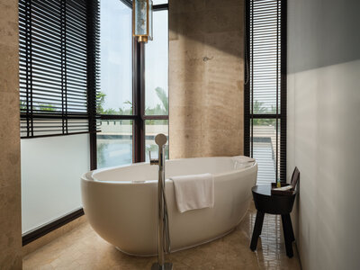 Al_Baleed_Resort_Salalah_By_Anantara_Guest_Room_Deluxe_Room_Bathroom