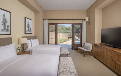 Anantara_Sir_Bani_Yas_Island_Al_Sahel_Villa_Resort_Guest_Room_Anantara_Two_Bedroom_Family_Pool_ Villa_Twin_Bedroom-8720x5483