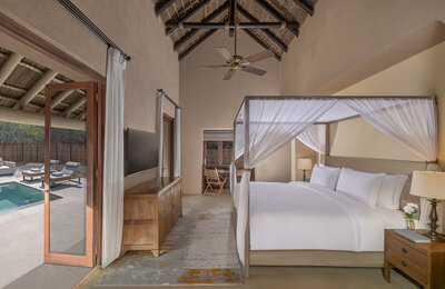 Anantara_Sir_Bani_Yas_Island_Al_Sahel_Villa_Resort_Guest_Room_Anantara_Two_Bedroom_Family_Pool_ Villa_Bedroom-9262x6030