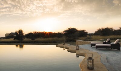 Anantara_Sir_Bani_Yas_Island_Al_Sahel_Villa_Resort_Pool_View_Sunset
