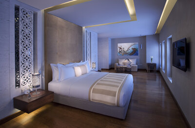Souq_Waqif_Boutique_Hotels_by_Tivoli_Guestroom_Arumaila__Junior_Suite_with__balcony-5320x3480