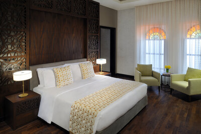 Souq_Waqif_Boutique_Hotels_by_Tivoli_Guestroom_Al_Jomrok_Deluxe_Room-6051x4034