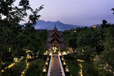 Anantara_Xishuangbanna_Resort_Exterior_View_Garden_Walkway-5616x3744