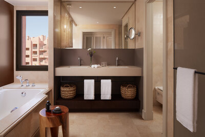 Tivoli_La_Caleta_Tenerife_Resort_Guest_Room_Garden_Suite_Bathroom