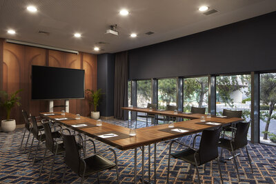 Tivoli_Oriente_Lisbon_Hotel_Property_Meeting_Room_Lapa_UShape_Setup